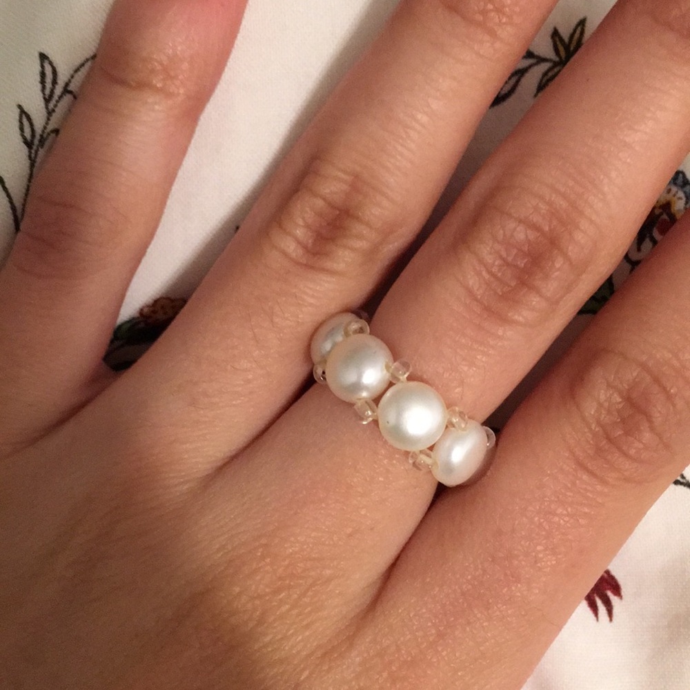 Pearl ring size 6